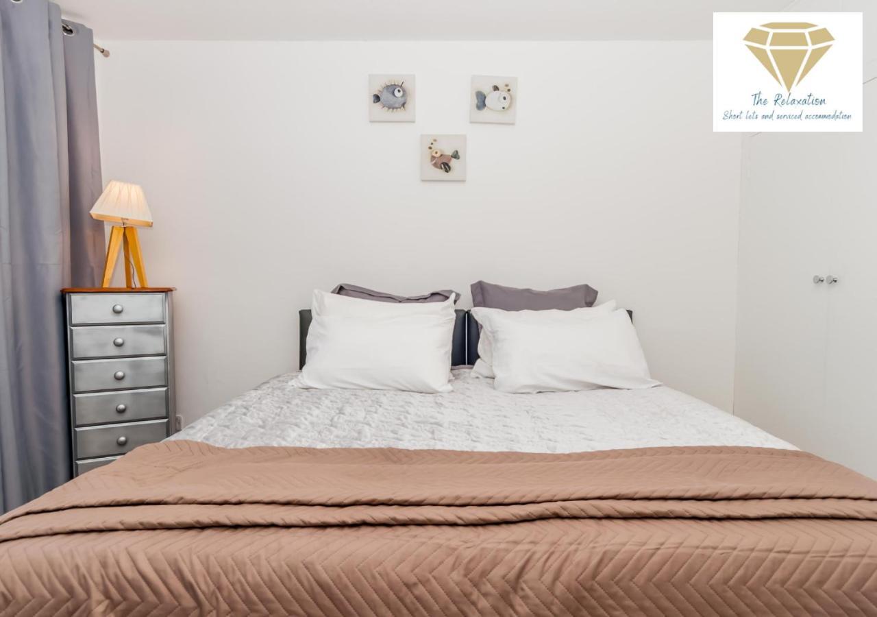 2 Bed Apartment-5 Guests - Business-Relocation-Parking - The Brighton Short Stay & Serviced Apartments المظهر الخارجي الصورة