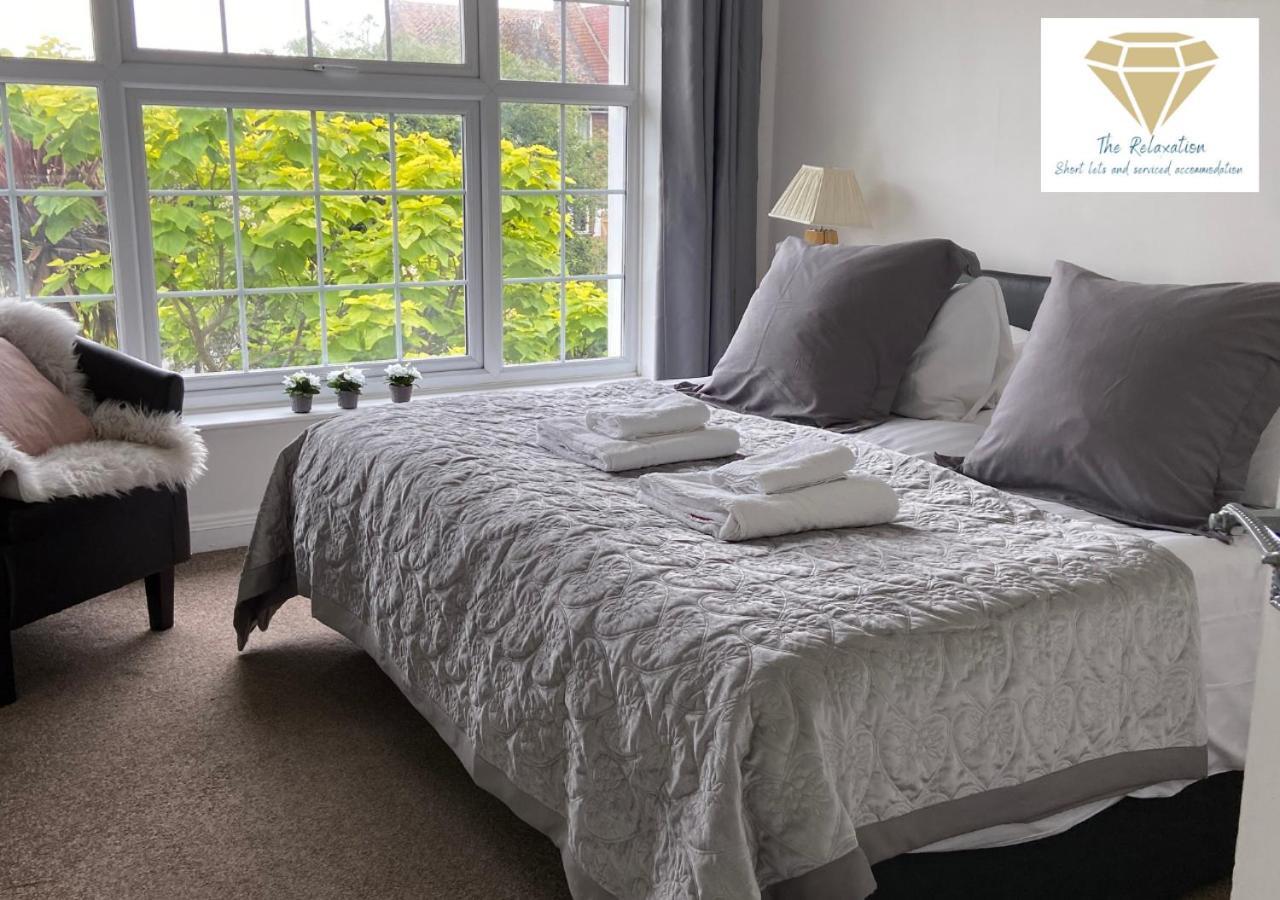 2 Bed Apartment-5 Guests - Business-Relocation-Parking - The Brighton Short Stay & Serviced Apartments المظهر الخارجي الصورة