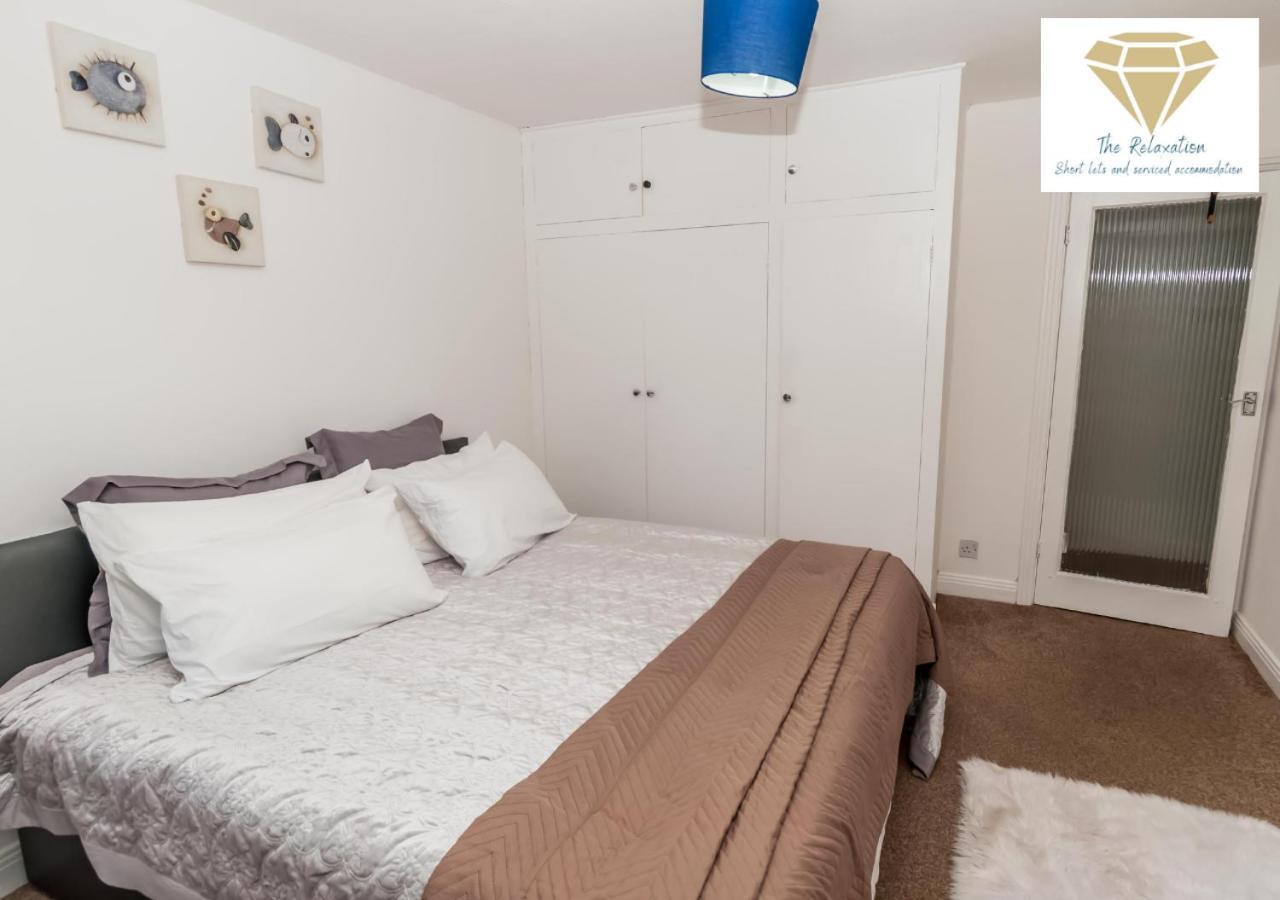 2 Bed Apartment-5 Guests - Business-Relocation-Parking - The Brighton Short Stay & Serviced Apartments المظهر الخارجي الصورة